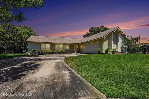 1335 Golf Vista Court NE Palm Bay FL 32905