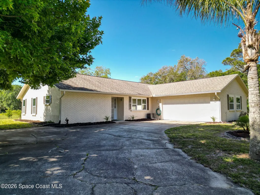 479 Maytown Road Oak Hill FL 32759