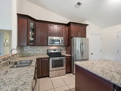 479 Maytown Road Oak Hill FL 32759