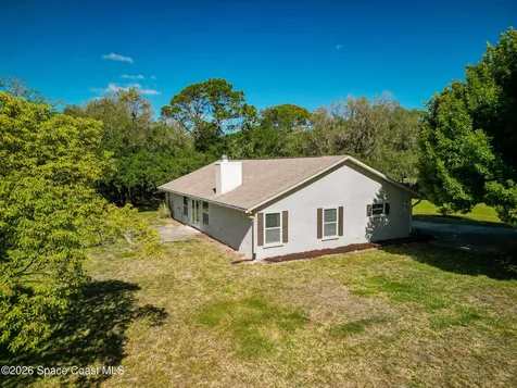 479 Maytown Road Oak Hill FL 32759