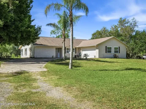 479 Maytown Road Oak Hill FL 32759