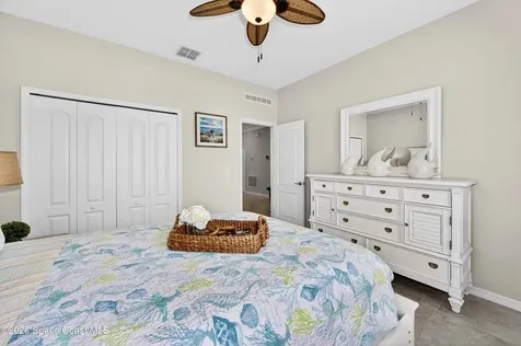 8236 100th Avenue Vero Beach FL 32967