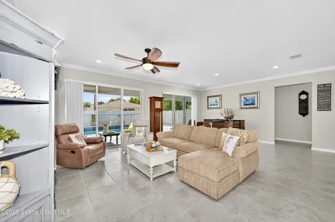 8236 100th Avenue Vero Beach FL 32967