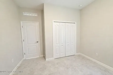 8236 100th Avenue Vero Beach FL 32967