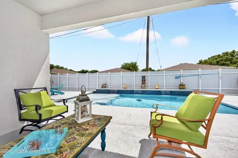 8236 100th Avenue Vero Beach FL 32967