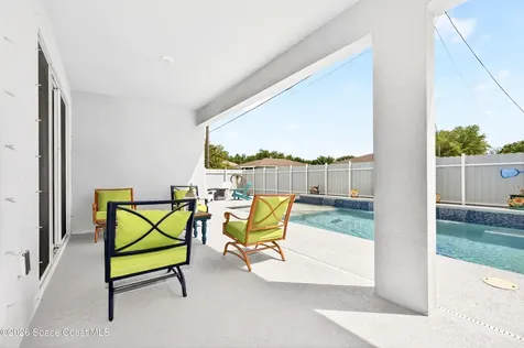 8236 100th Avenue Vero Beach FL 32967