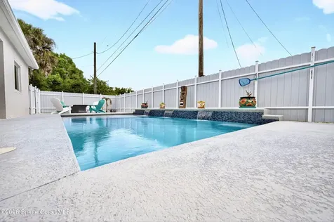 8236 100th Avenue Vero Beach FL 32967