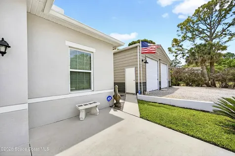 8236 100th Avenue Vero Beach FL 32967