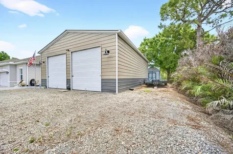 8236 100th Avenue Vero Beach FL 32967