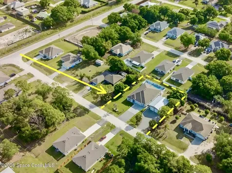 8236 100th Avenue Vero Beach FL 32967