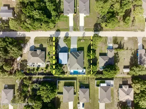 8236 100th Avenue Vero Beach FL 32967