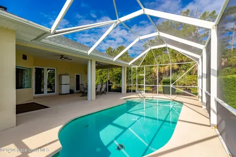 4830 66th Lane Vero Beach FL 32967