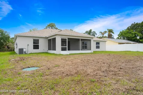 1098 Carthage Avenue NW Palm Bay FL 32907