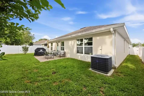 256 Krenson Bay Loop Winter Haven FL 33881