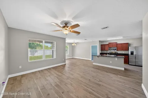 2062 Elkins Point Melbourne FL 32935