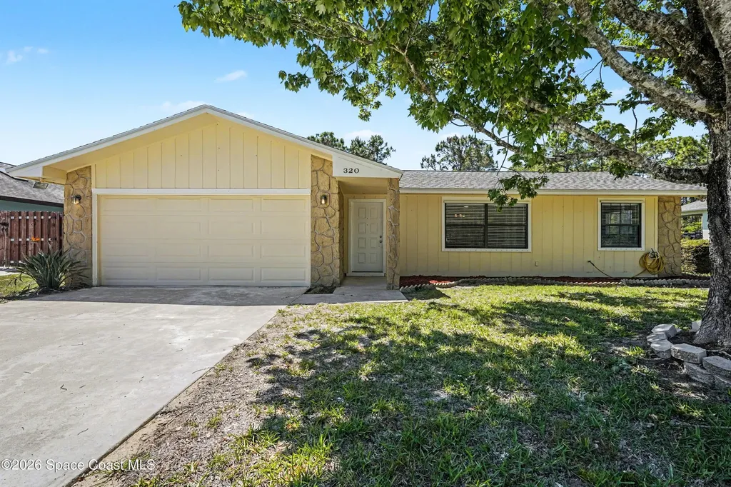 320 Algiers Avenue SE Palm Bay FL 32909