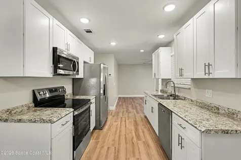 320 Algiers Avenue SE Palm Bay FL 32909