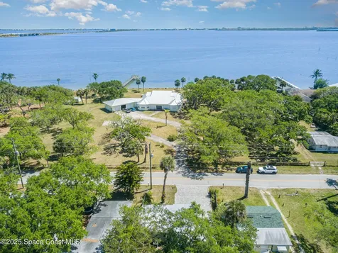 475 S Banana River Drive Merritt Island FL 32952