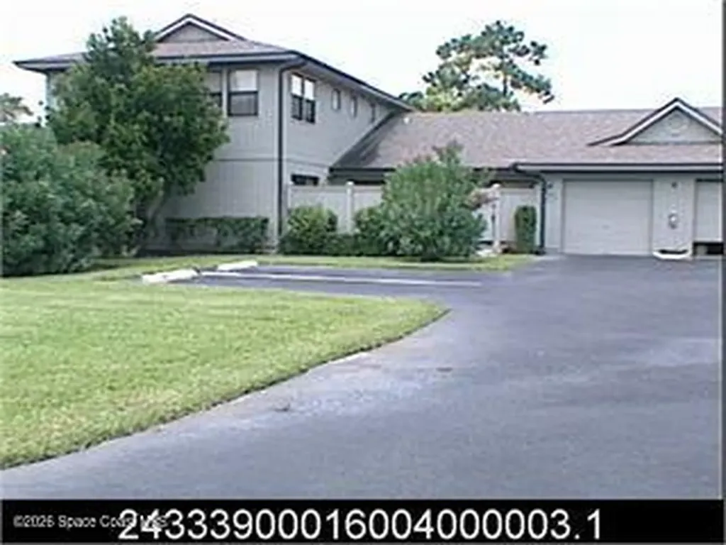 601 Centre Court SW Vero Beach FL 32962