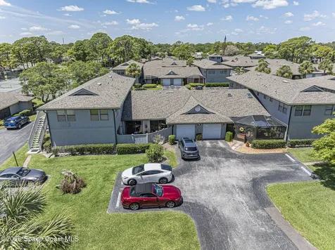 601 Centre Court SW Vero Beach FL 32962