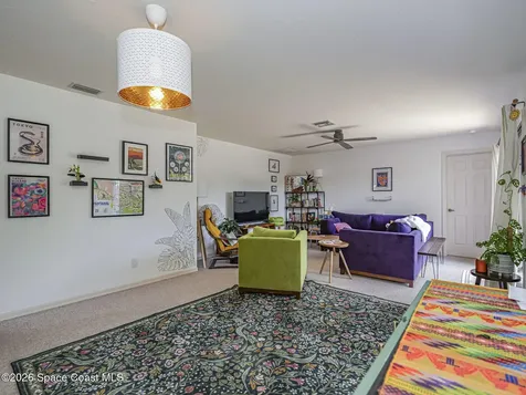 601 Centre Court SW Vero Beach FL 32962