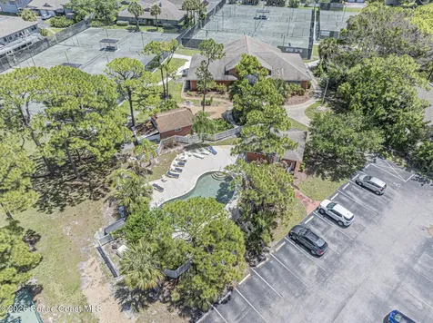 601 Centre Court SW Vero Beach FL 32962