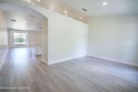 550 Brickell Street SE Palm Bay FL 32909