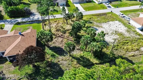 1067 Westport Street SE Palm Bay FL 32909