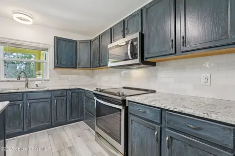1551 La Maderia Drive Palm Bay FL 32908