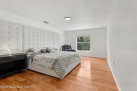 1551 La Maderia Drive Palm Bay FL 32908