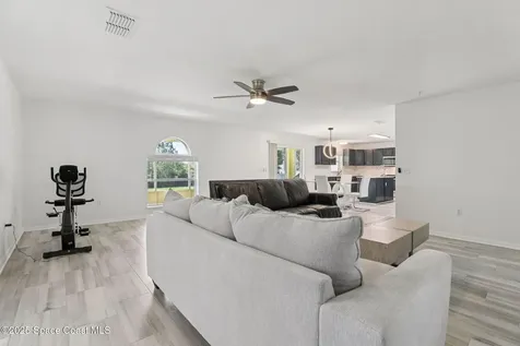 1551 La Maderia Drive Palm Bay FL 32908