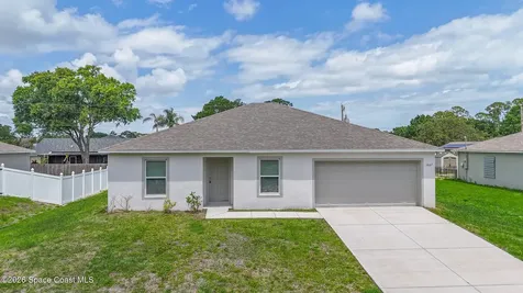 1667 Saint Street SE Palm Bay FL 32909