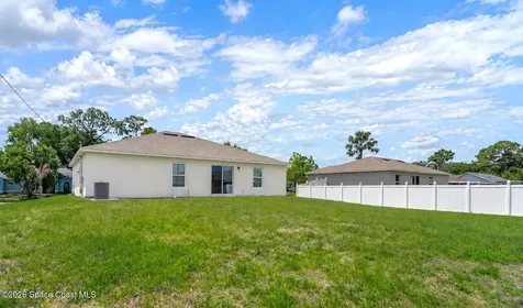 1667 Saint Street SE Palm Bay FL 32909