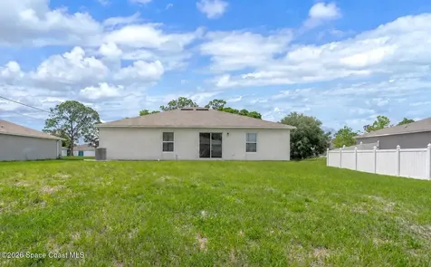 1667 Saint Street SE Palm Bay FL 32909