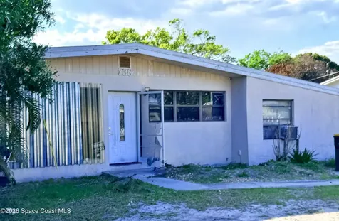 738 Lund Circle Melbourne FL 32901