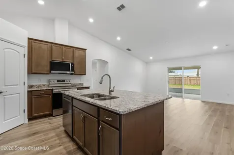 1872 Brookside Street NE Palm Bay FL 32907