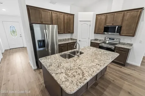 1872 Brookside Street NE Palm Bay FL 32907