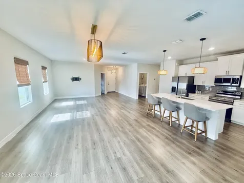 614 Lynbrook Street NW Palm Bay FL 32907