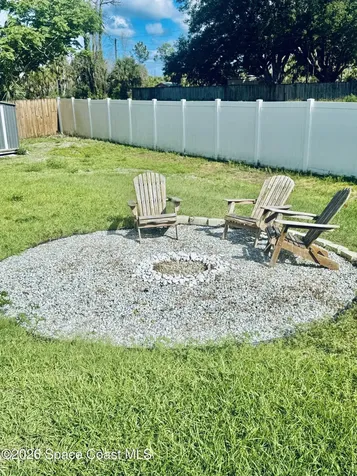 614 Lynbrook Street NW Palm Bay FL 32907