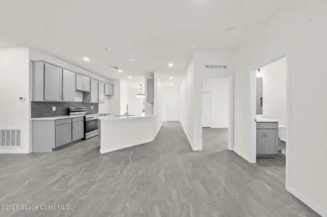 467 Lackland Street SW Palm Bay FL 32908