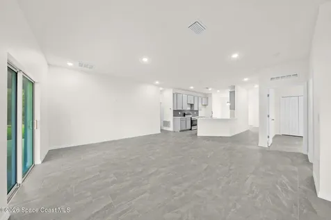 467 Lackland Street SW Palm Bay FL 32908