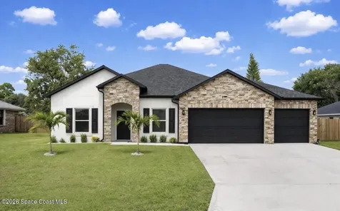 467 Lackland Street SW Palm Bay FL 32908