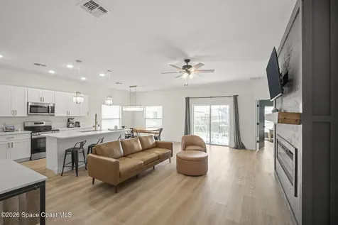 8336 100th Avenue Vero Beach FL 32967