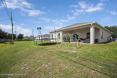 8336 100th Avenue Vero Beach FL 32967