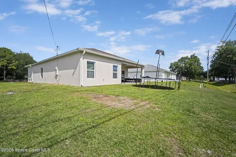 8336 100th Avenue Vero Beach FL 32967