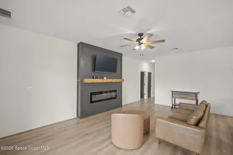8336 100th Avenue Vero Beach FL 32967