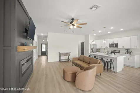 8336 100th Avenue Vero Beach FL 32967