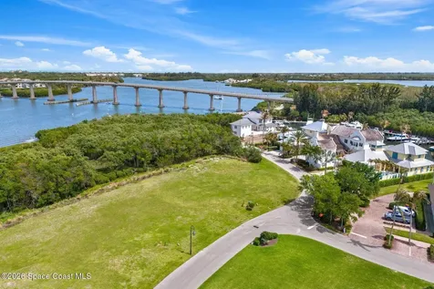 9200 E Marsh Island Drive Vero Beach FL 32963