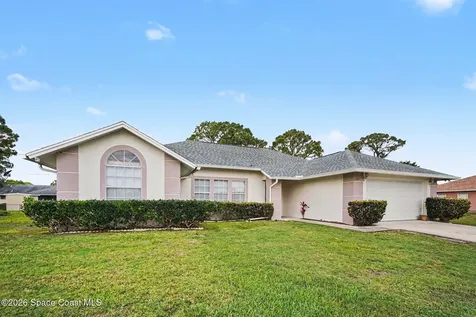1206 Glencove Avenue NW Palm Bay FL 32907