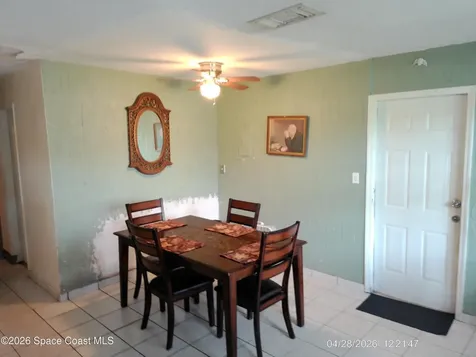 11412 SW 41st Street Miami FL 33165